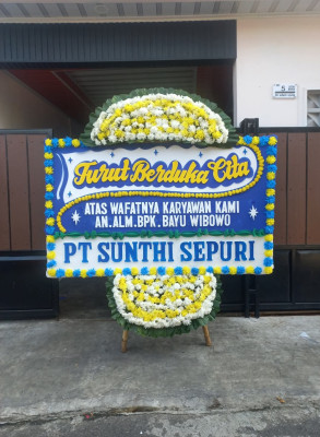 Papan Bunga Duka di Lebak Gede