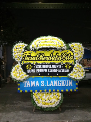 Papan Bunga Duka di Lebak Gede
